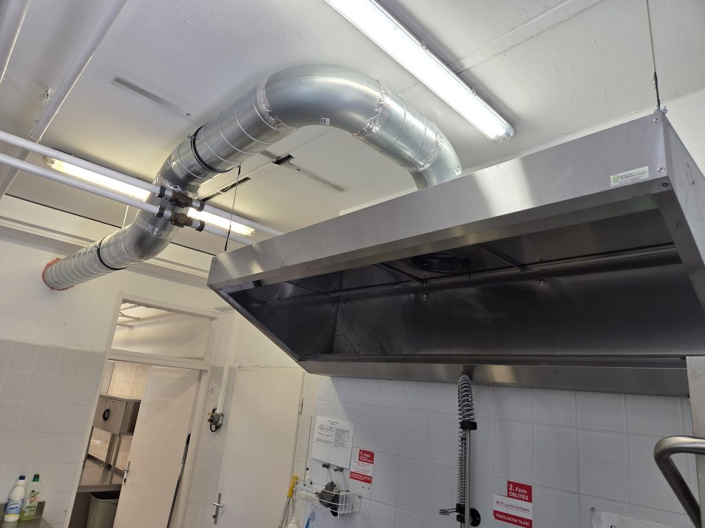 referencia nagykonyha kivitelezés ventilátrobolt iskola 013