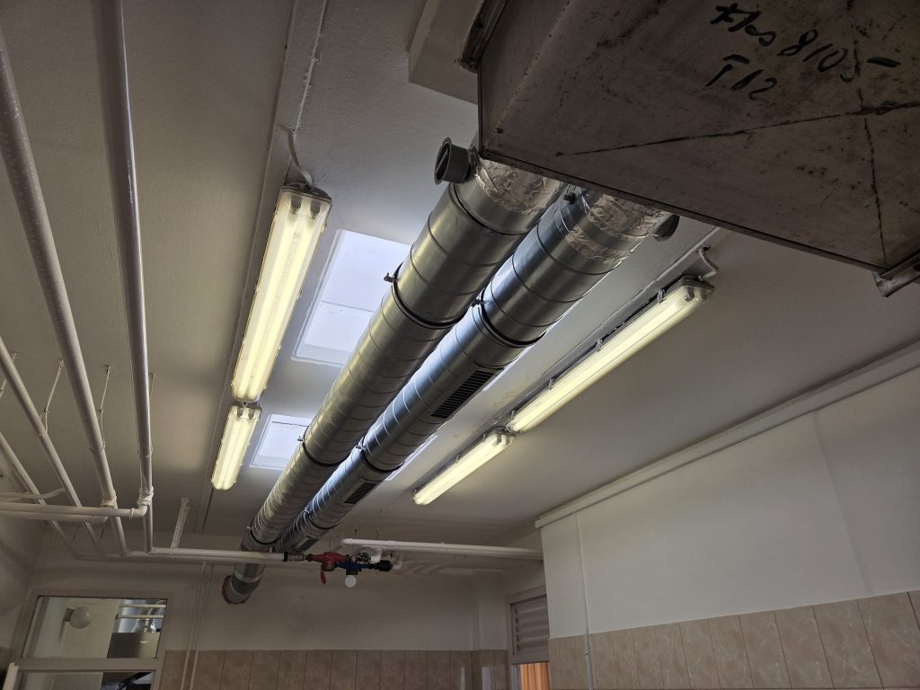 nagykonyha kivitelezés ventilátrobolt iskola 014